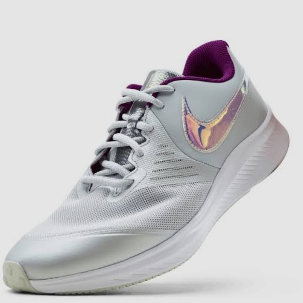 Nike Women's Silver and Purple Running Shoes